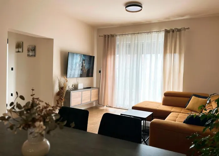 Mate Apartment *